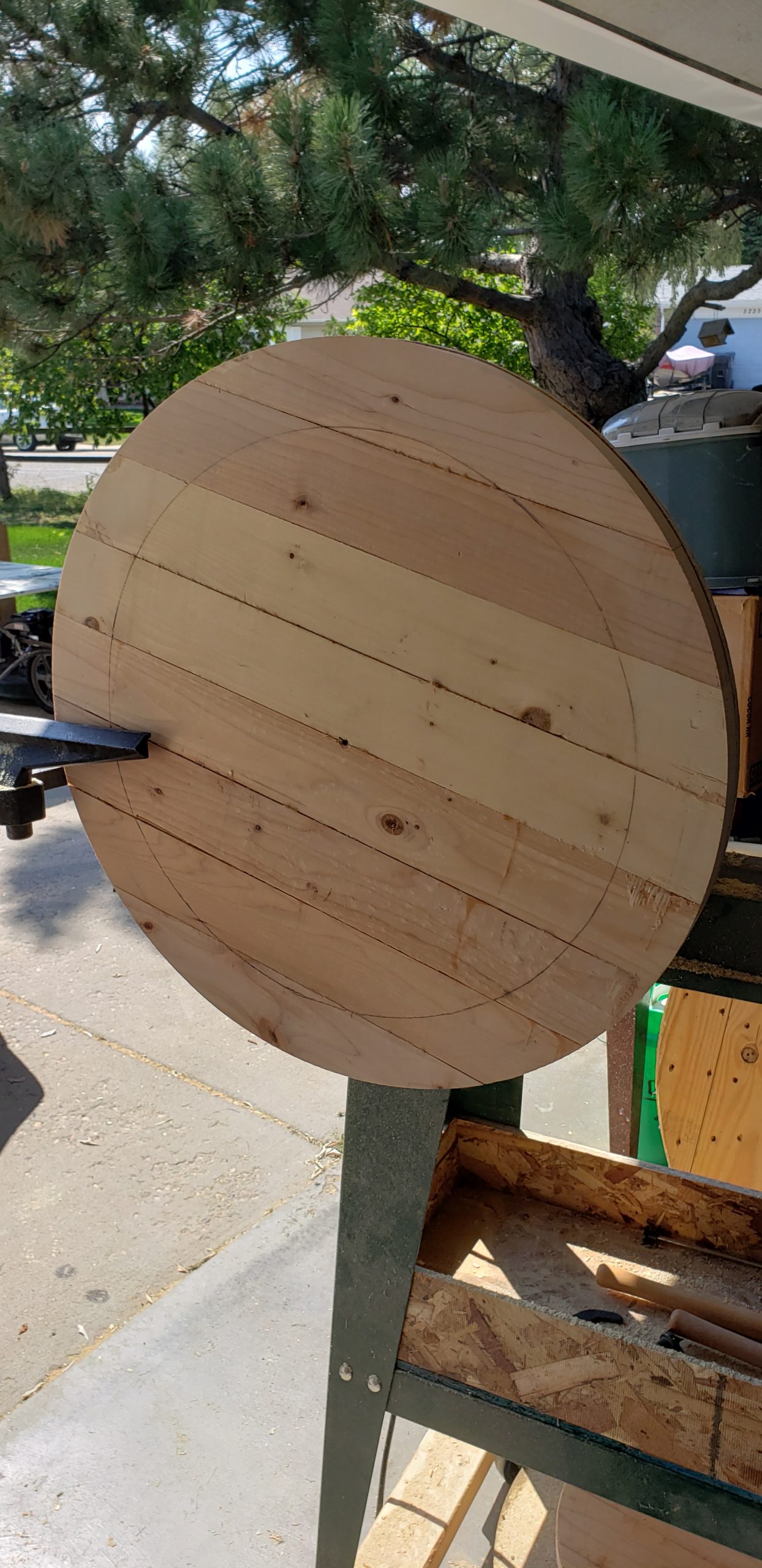 Cutting End table base